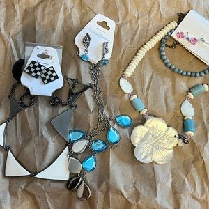 Box of Assorted Jewelry (3)